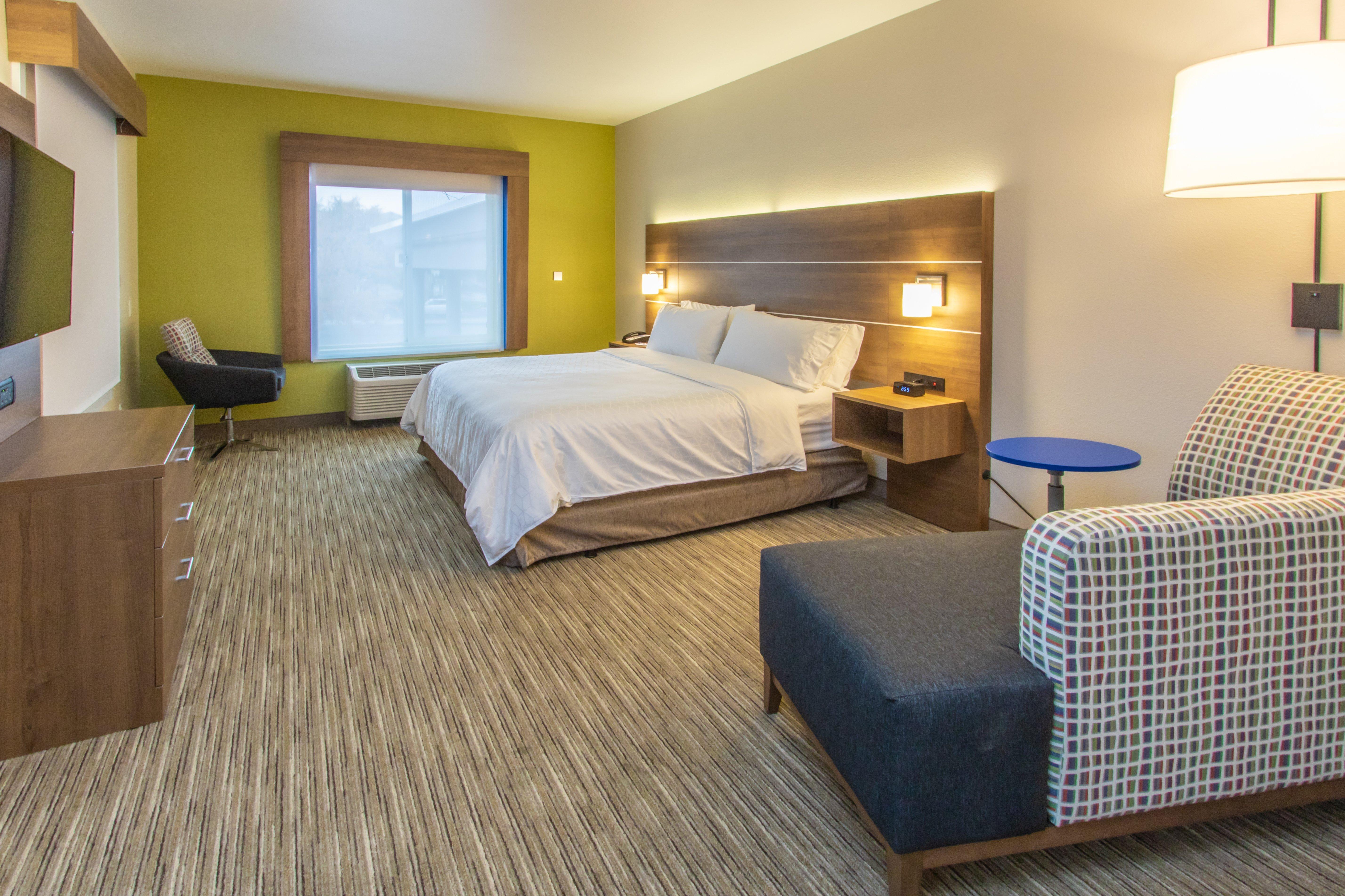 Holiday Inn Express Hotel & Suites Roseville - Galleria Area, An Ihg Hotel Екстер'єр фото